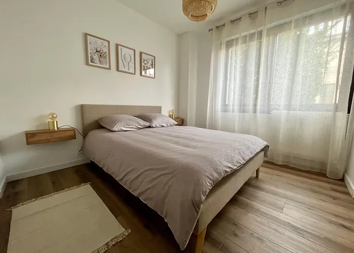 Appartement Cosy A Nancy - Parking Prive